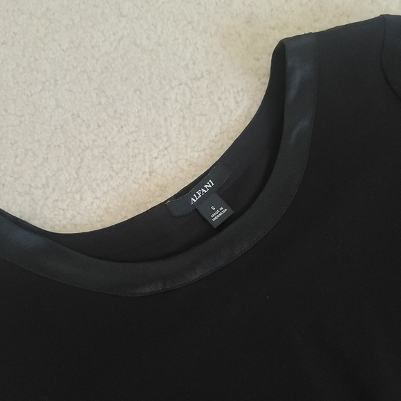Alfani | Deep Black Satin-Trim Hi-Low Tee - Picture 4 of 7